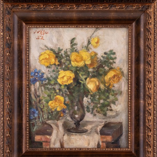 Yellow Roses in a Vase (19087.14425)
